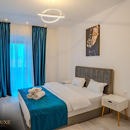 Yamaluxe Apartments - Blue & Pink Vibes บูคาเรสต์ ภายนอก รูปภาพ